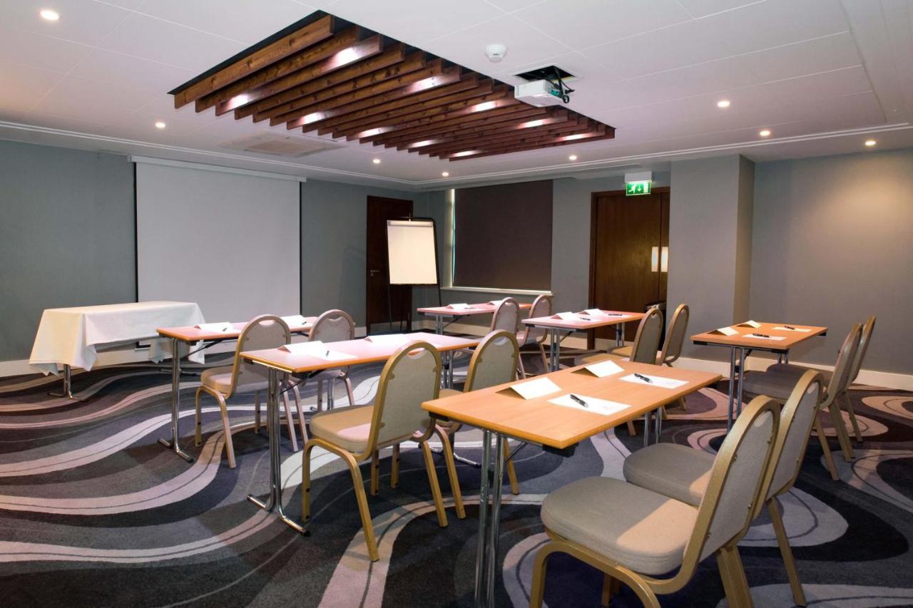 Sandman Signature London Gatwick Hotel Кролей Экстерьер фото