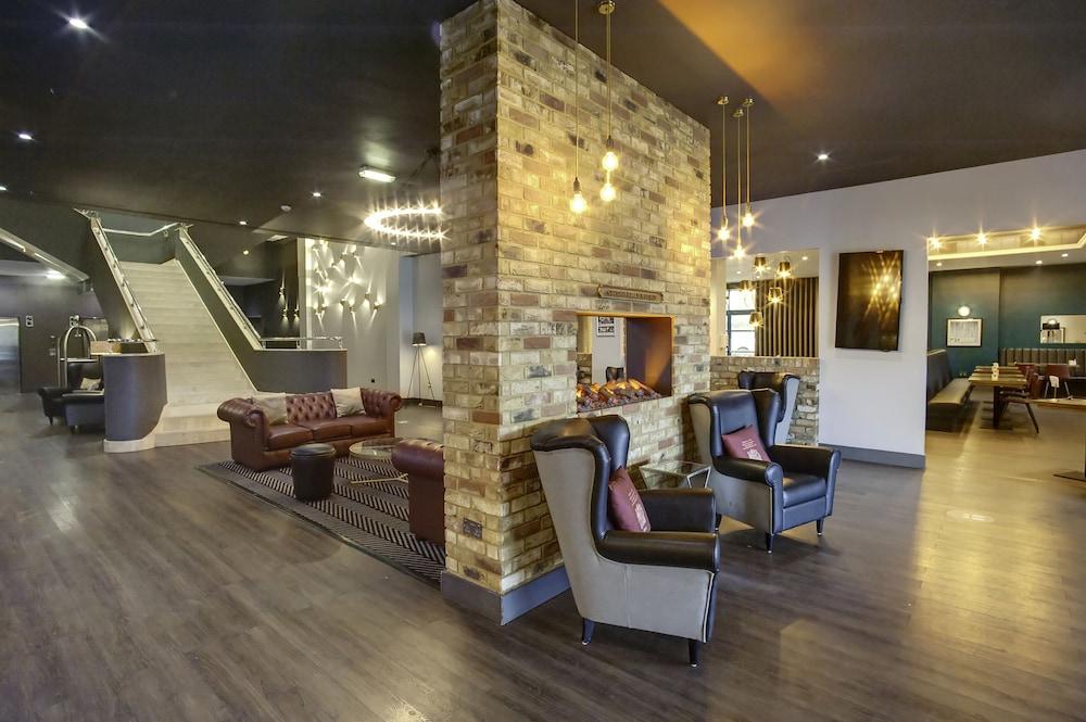 Sandman Signature London Gatwick Hotel Кролей Экстерьер фото