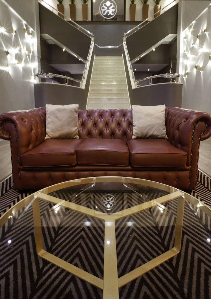 Sandman Signature London Gatwick Hotel Кролей Экстерьер фото