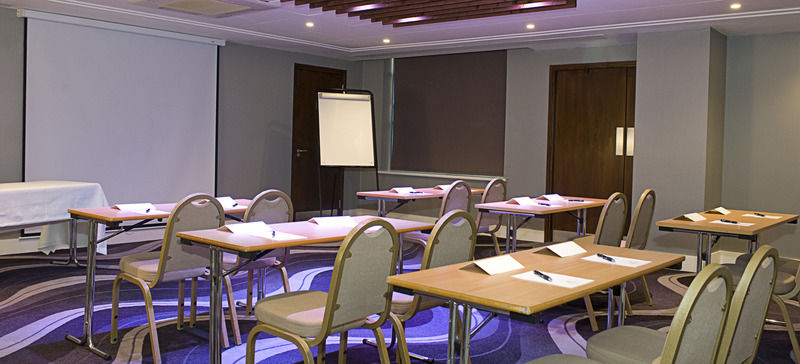 Sandman Signature London Gatwick Hotel Кролей Экстерьер фото